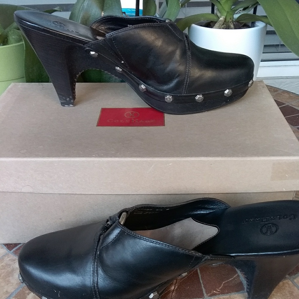 Cole Haan mules  leather size 9.5 black used with box